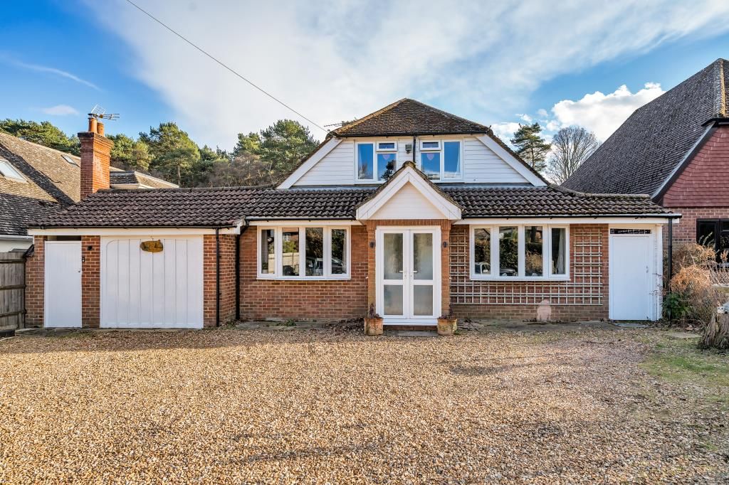 4 bed detached house for sale in Nine Mile Ride, Finchampstead RG40 Zoopla