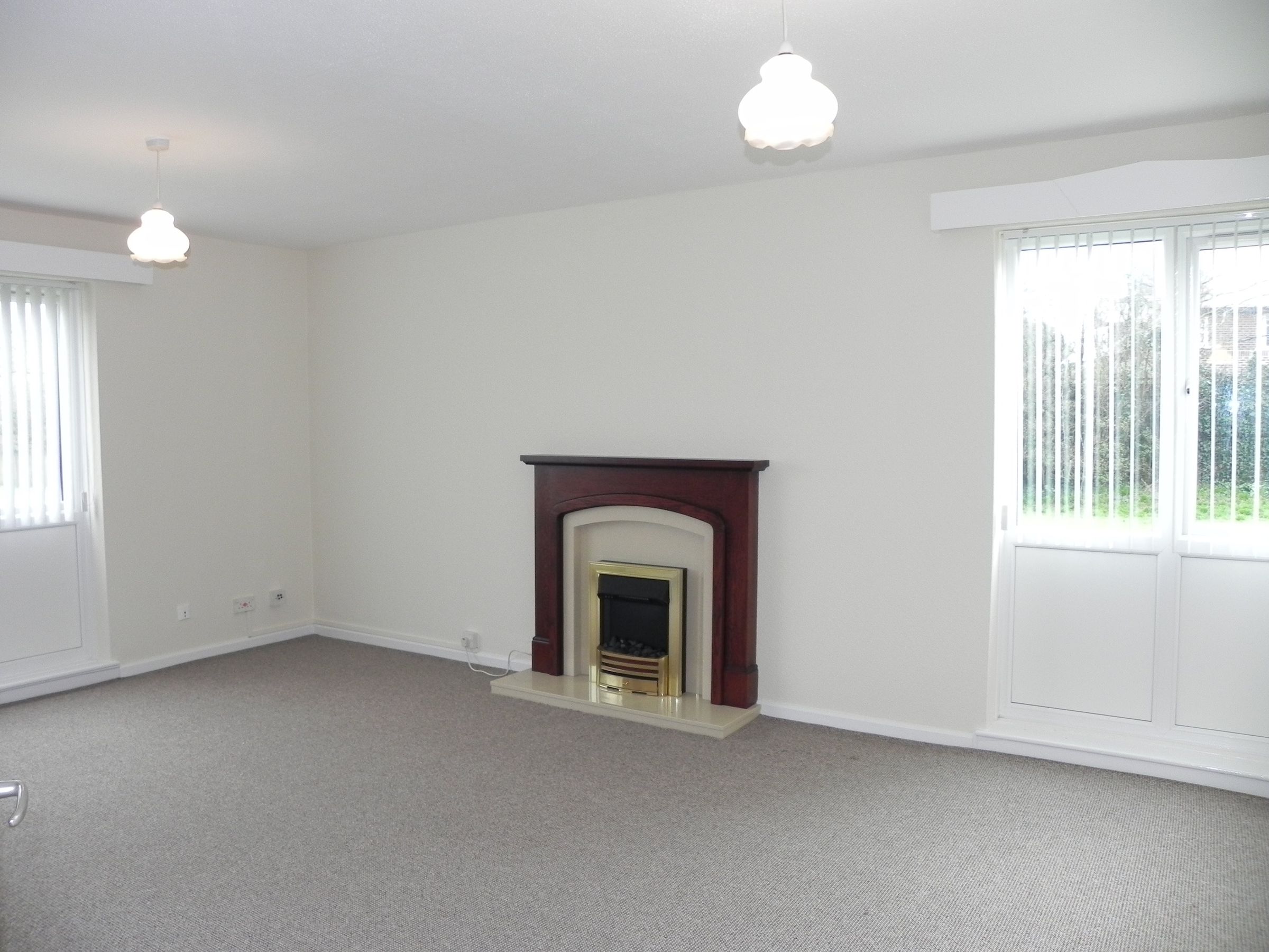 2 bed flat to rent in Dowhills Park, Dowhills Road, Blundellsands L23