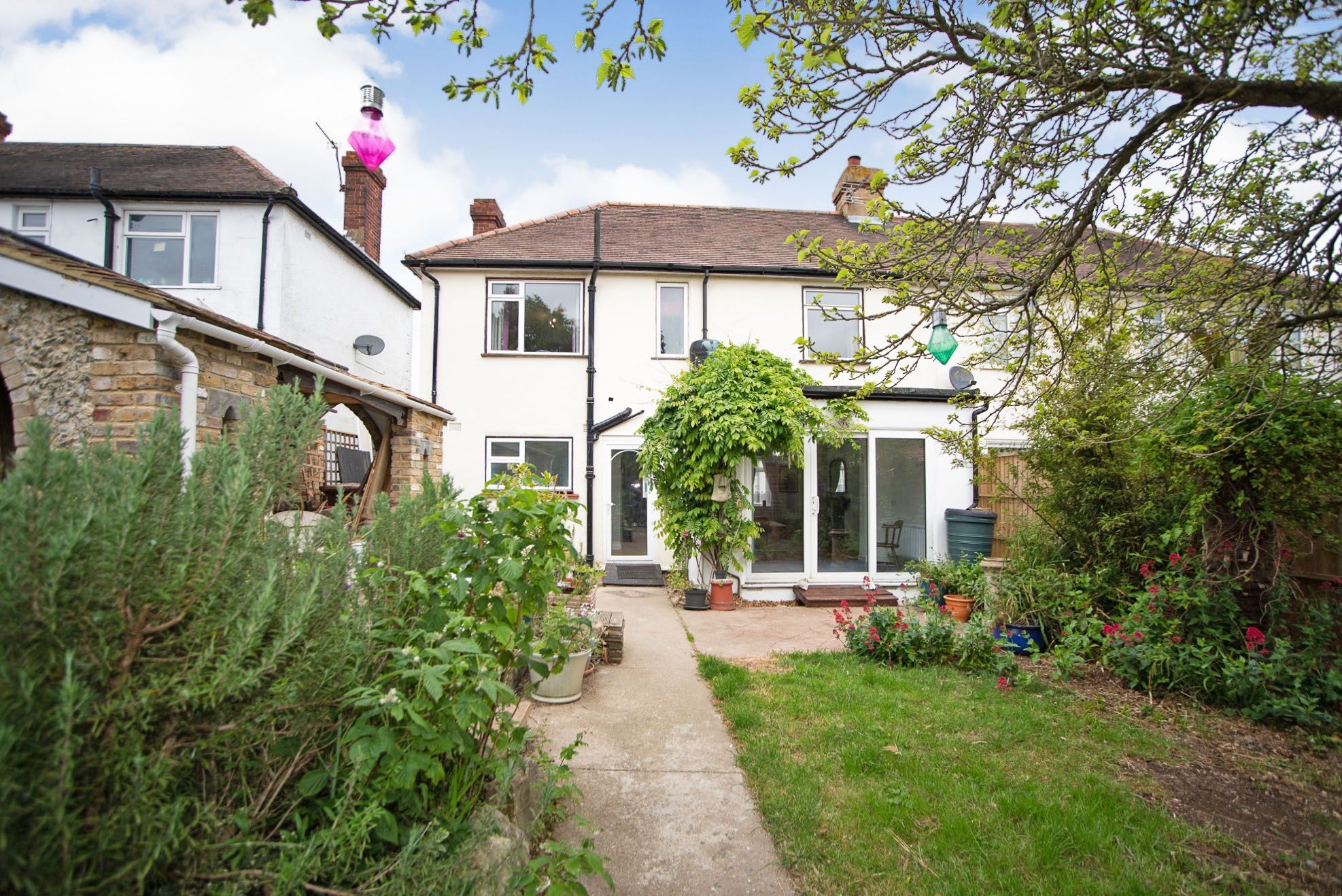 3 bed semidetached house for sale in Cedar Road, Rochester ME2 Zoopla