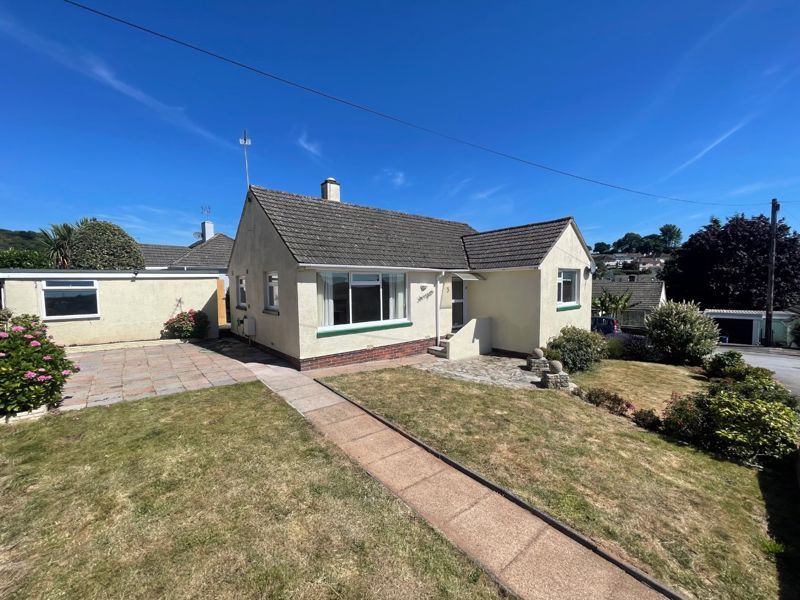 2 bed detached bungalow for sale in Forde Close, Abbotskerswell, Newton