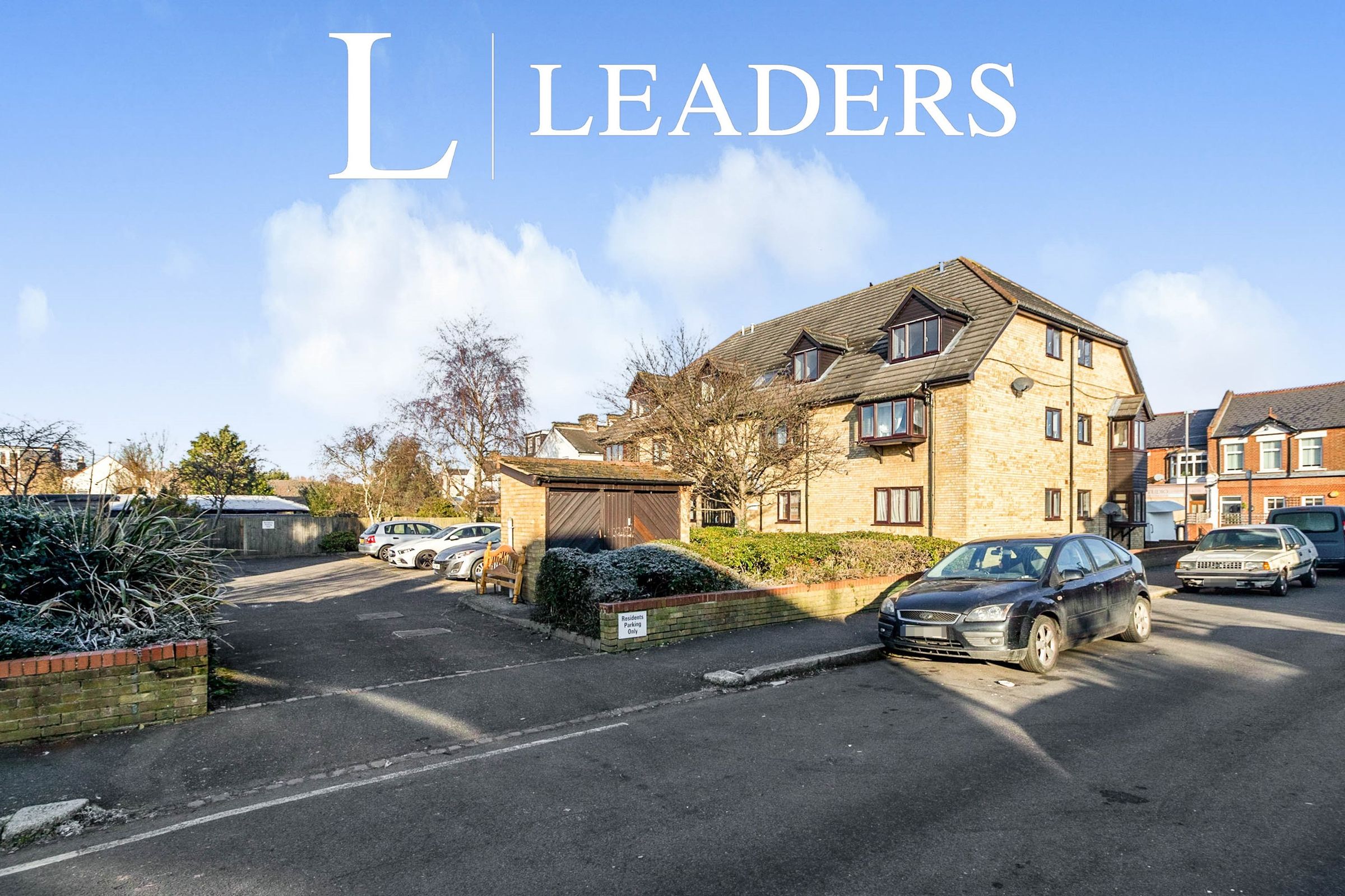 2 bed flat to rent in Bond Road, Tolworth, Surbiton KT6 Zoopla