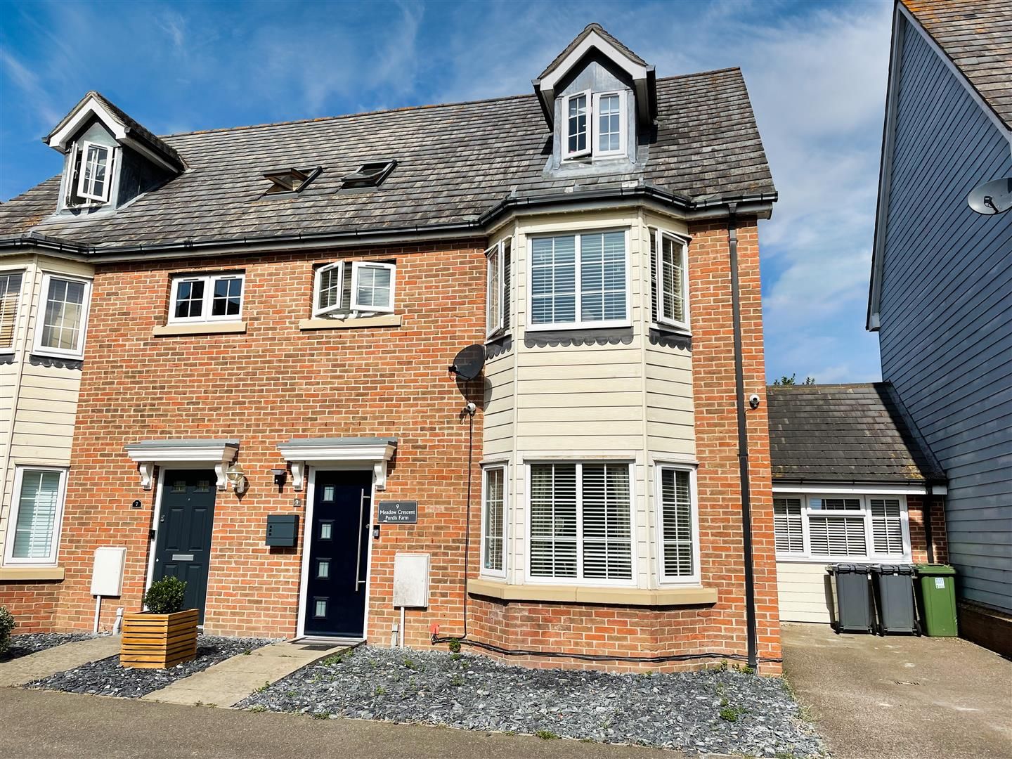 4 bed semidetached house for sale in Meadow Crescent, Purdis Farm