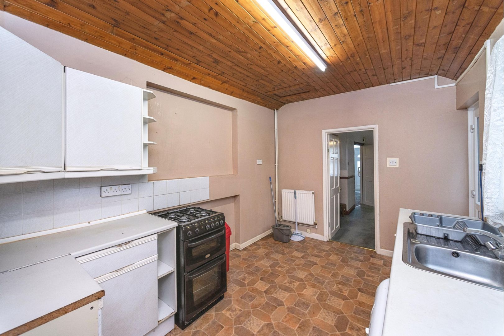 2 bed terraced house for sale in Manor Road, Manselton SA5 Zoopla