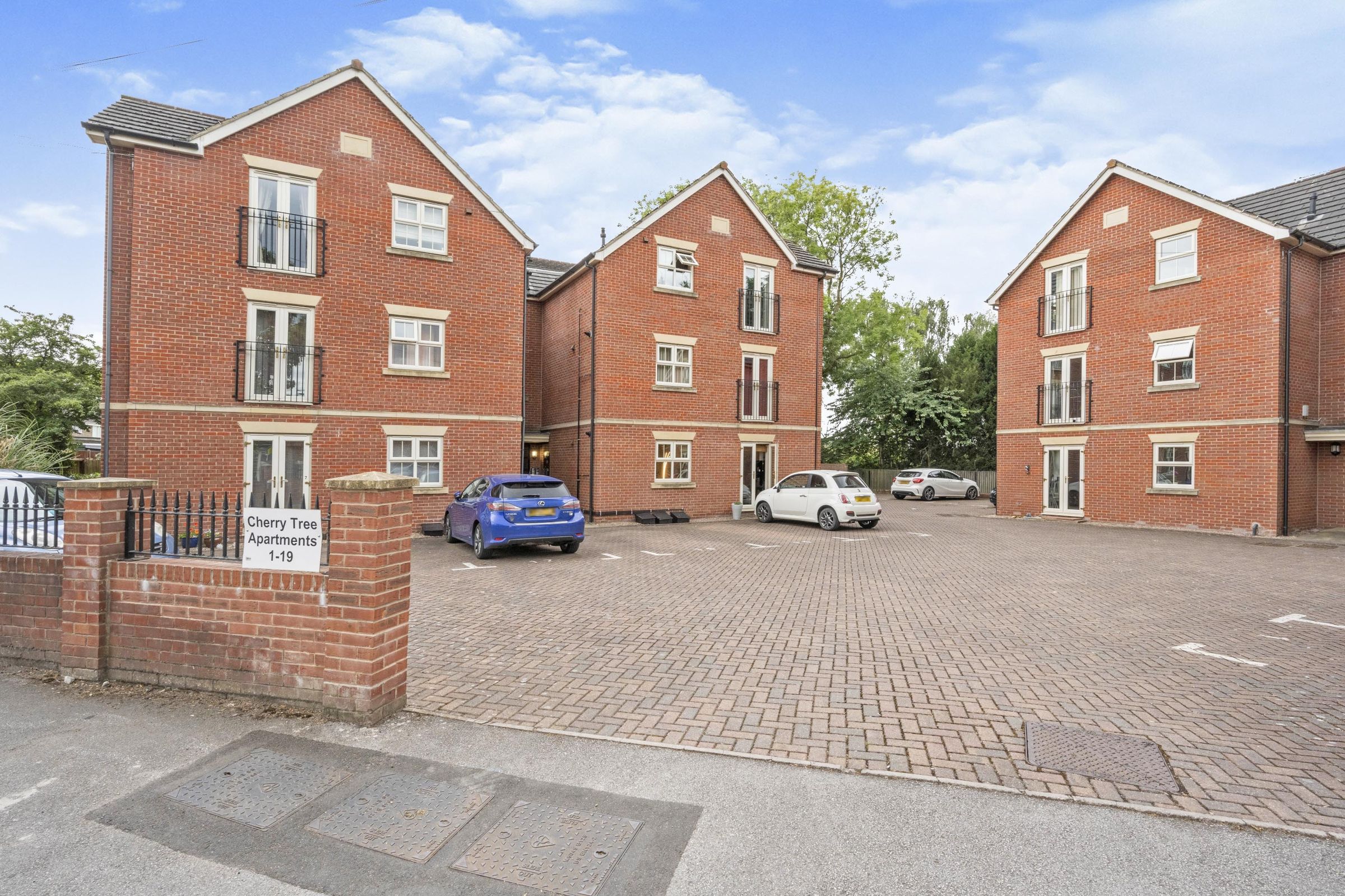 2 bed flat for sale in Carr Lane, Bessacarr, Doncaster DN4 Zoopla