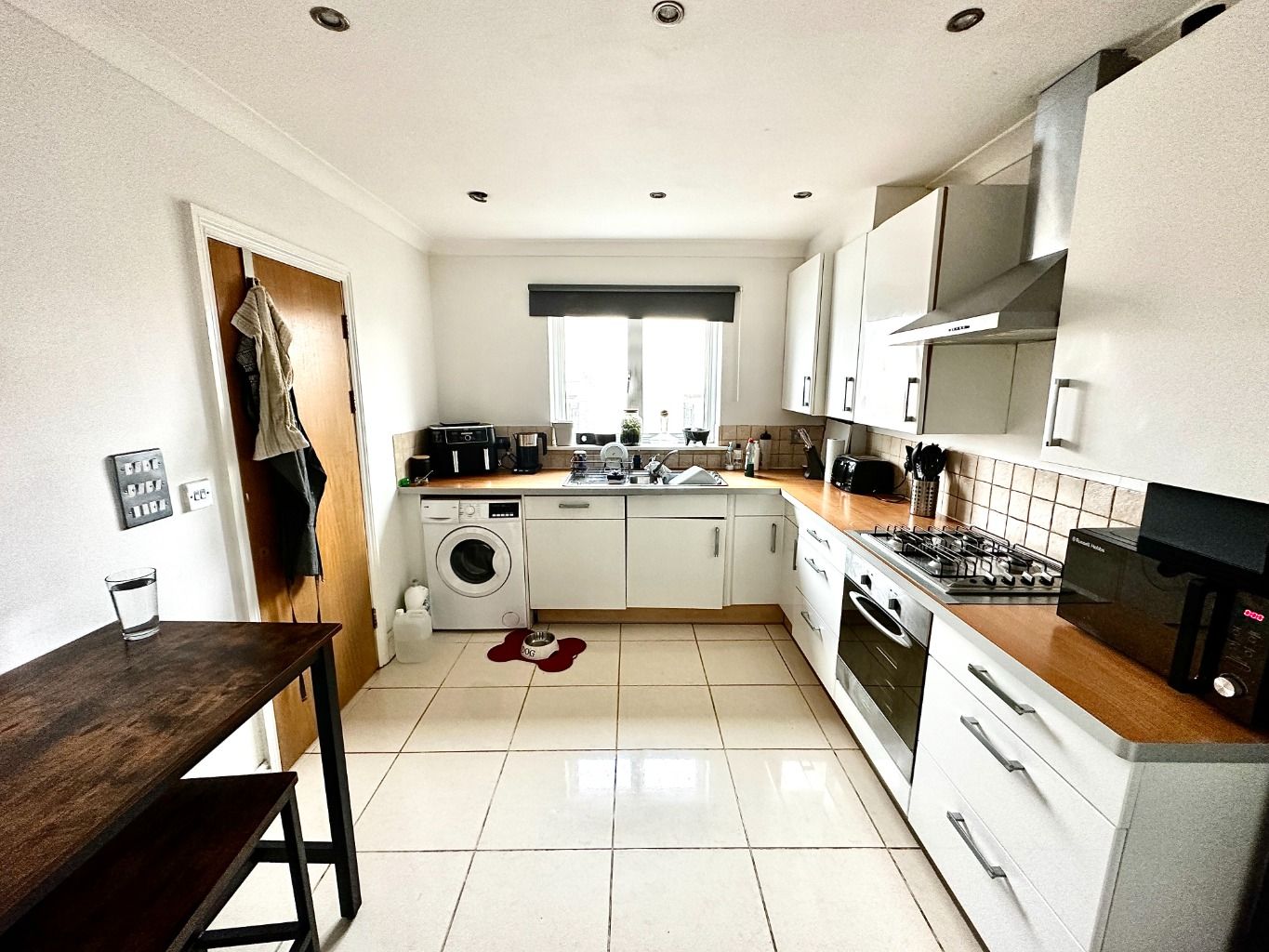 3 bed terraced house to rent in Congleton Grove, Woolwich, London SE18