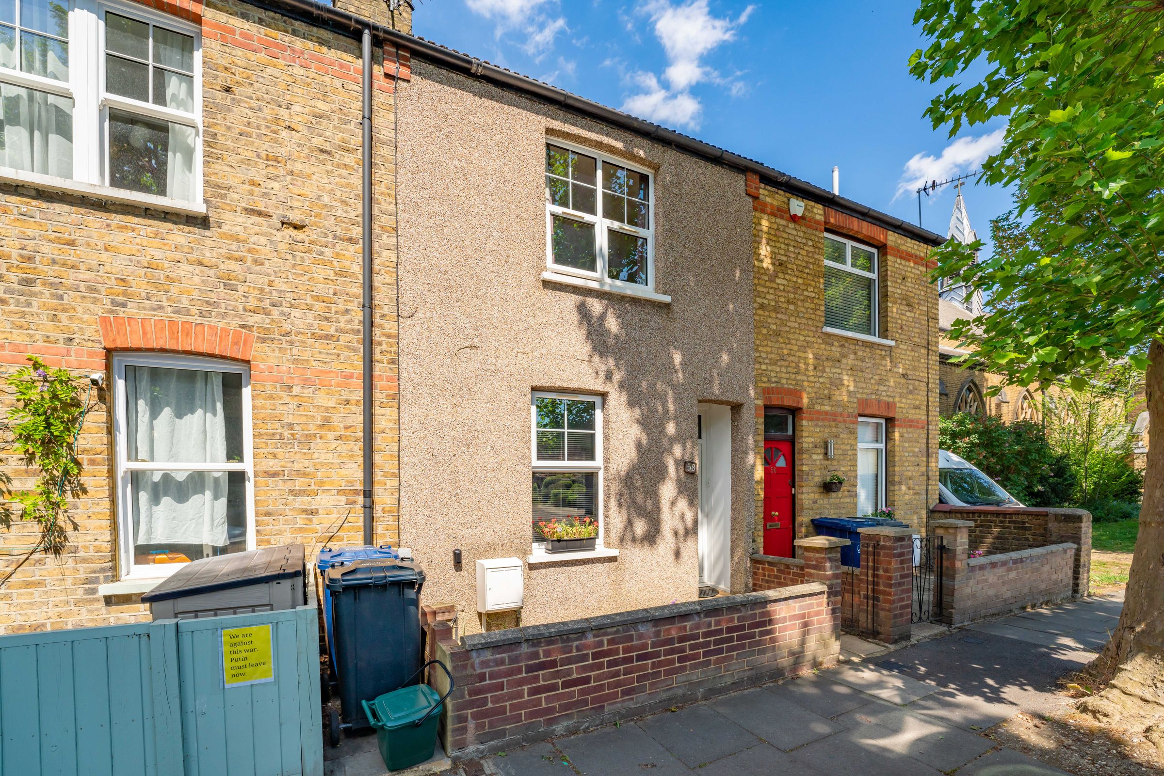 2 bed terraced house for sale in Cranmer Avenue, London W13 Zoopla