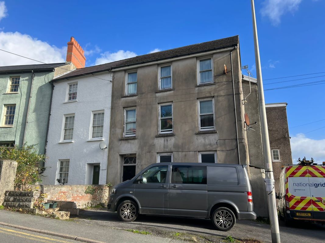 2 bed flat for sale in 20B City Road, Haverfordwest, Dyfed SA61 Zoopla