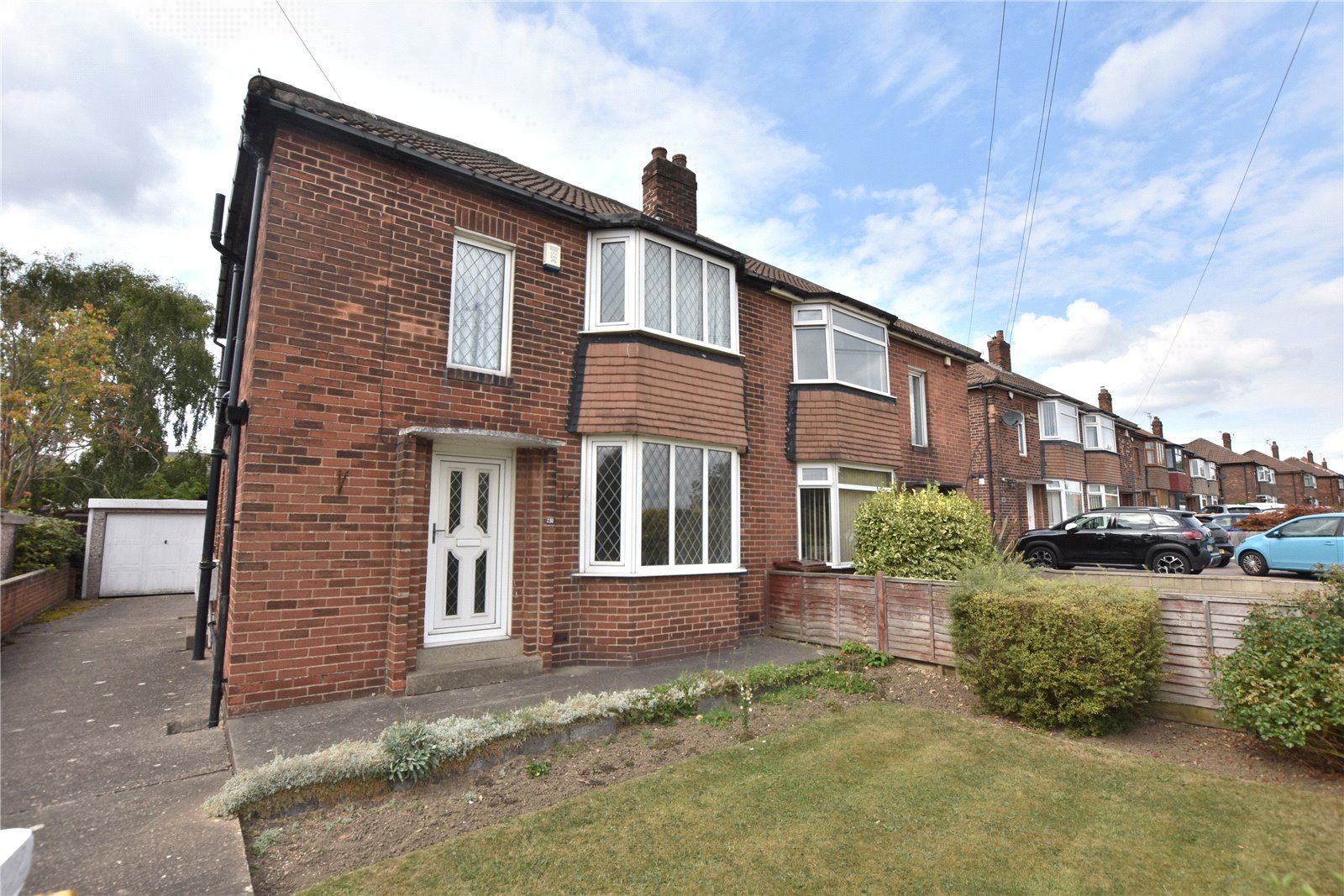 3 bed semidetached house for sale in Spen Lane, Leeds, West Yorkshire