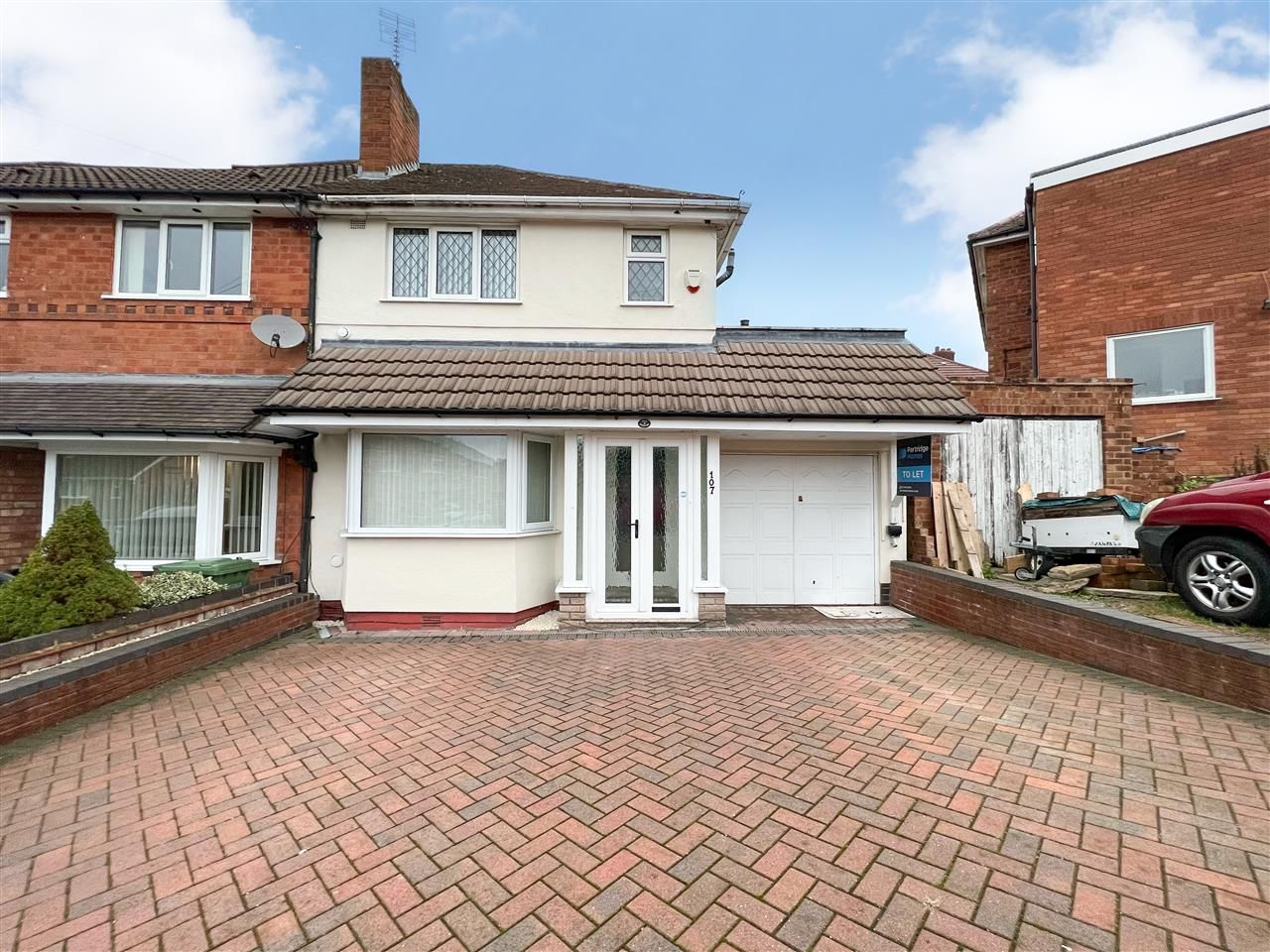 3 bed semidetached house to rent in Victor Road, Solihull, Solihull