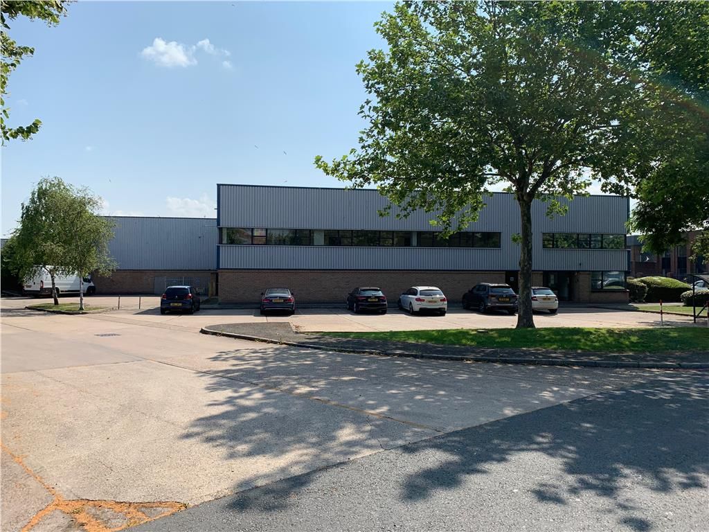 Light industrial to let in Unit 35, Ashchurch Business Centre