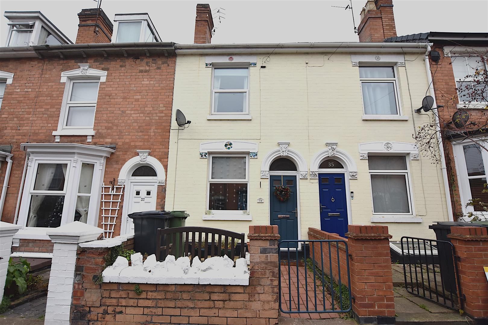 2 bed terraced house for sale in Hamilton Road, Worcester WR5 Zoopla