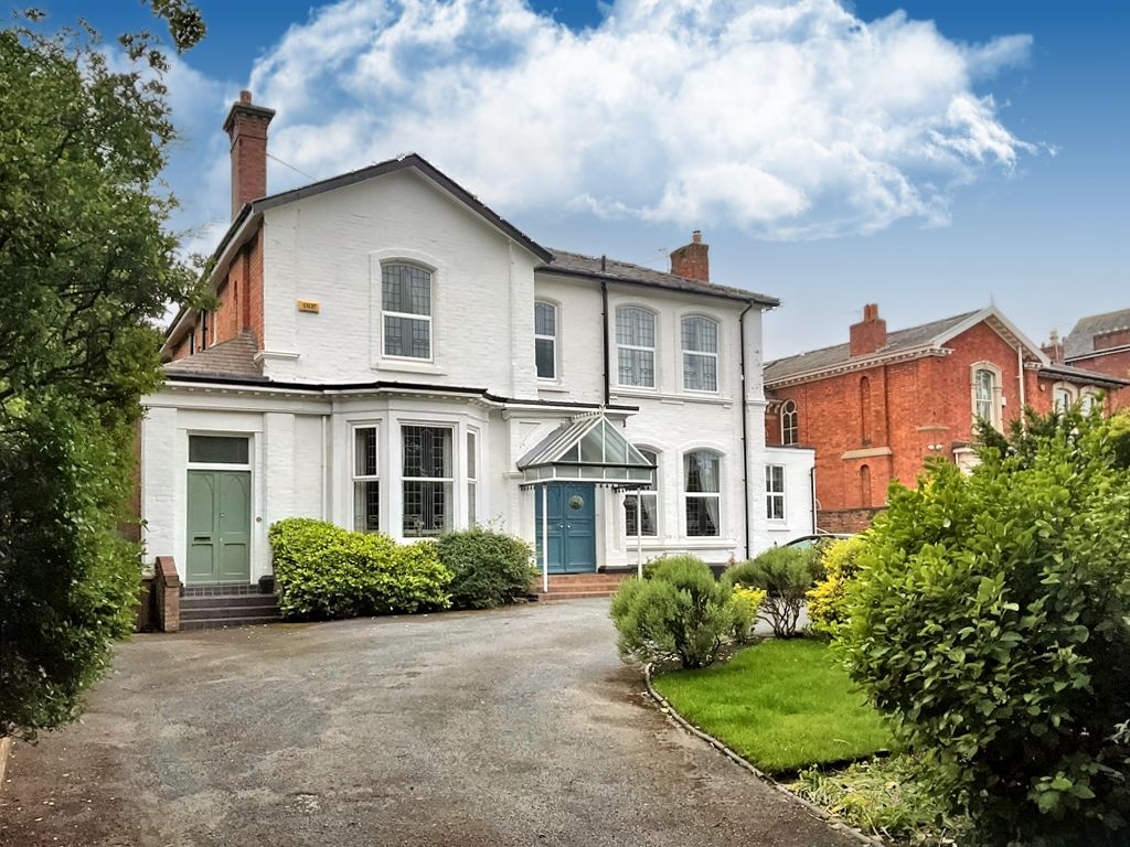 5 bed semidetached house for sale in Lulworth Road, Birkdale