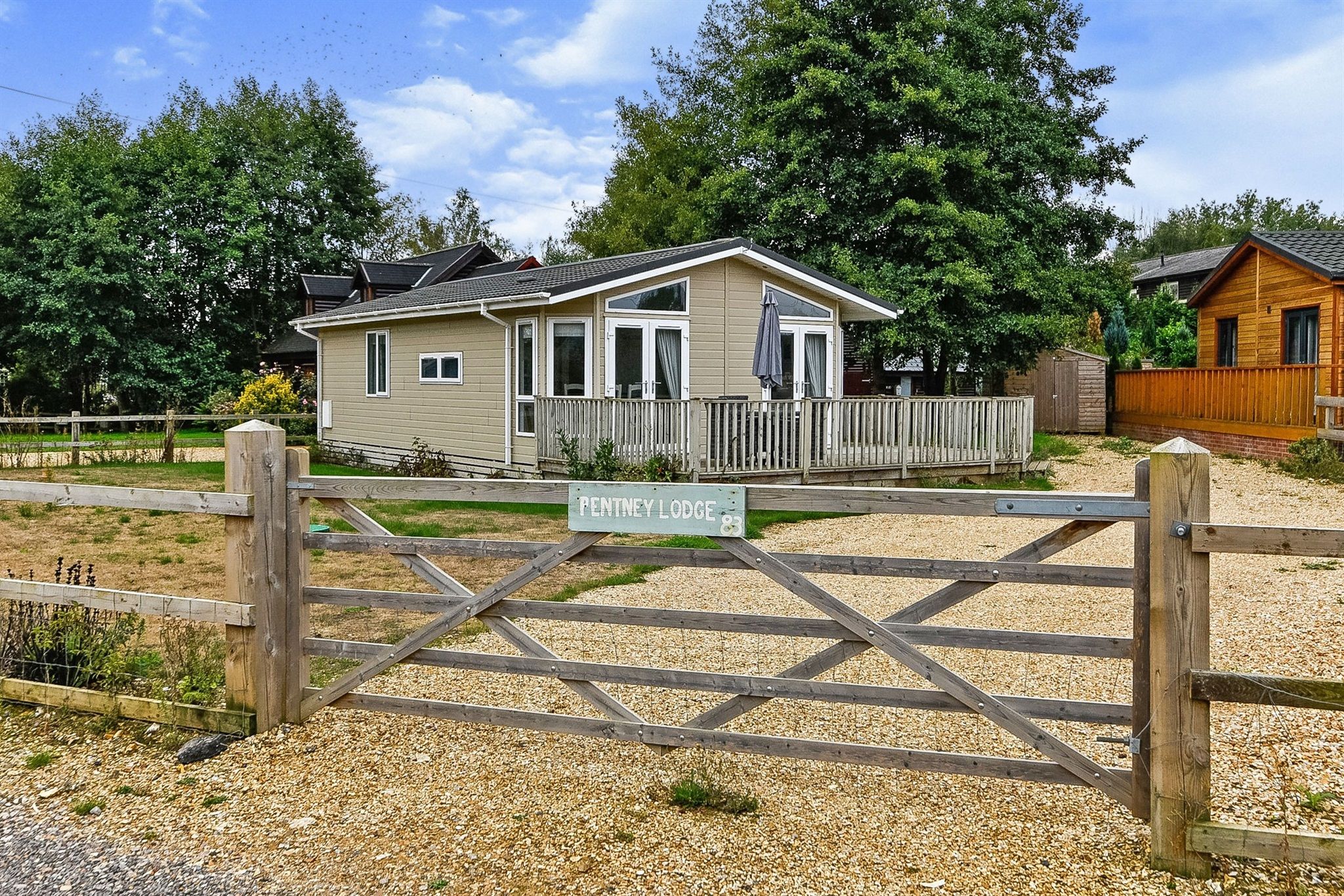 2 bed mobile/park home for sale in Common Road, Pentney Lakes, King's