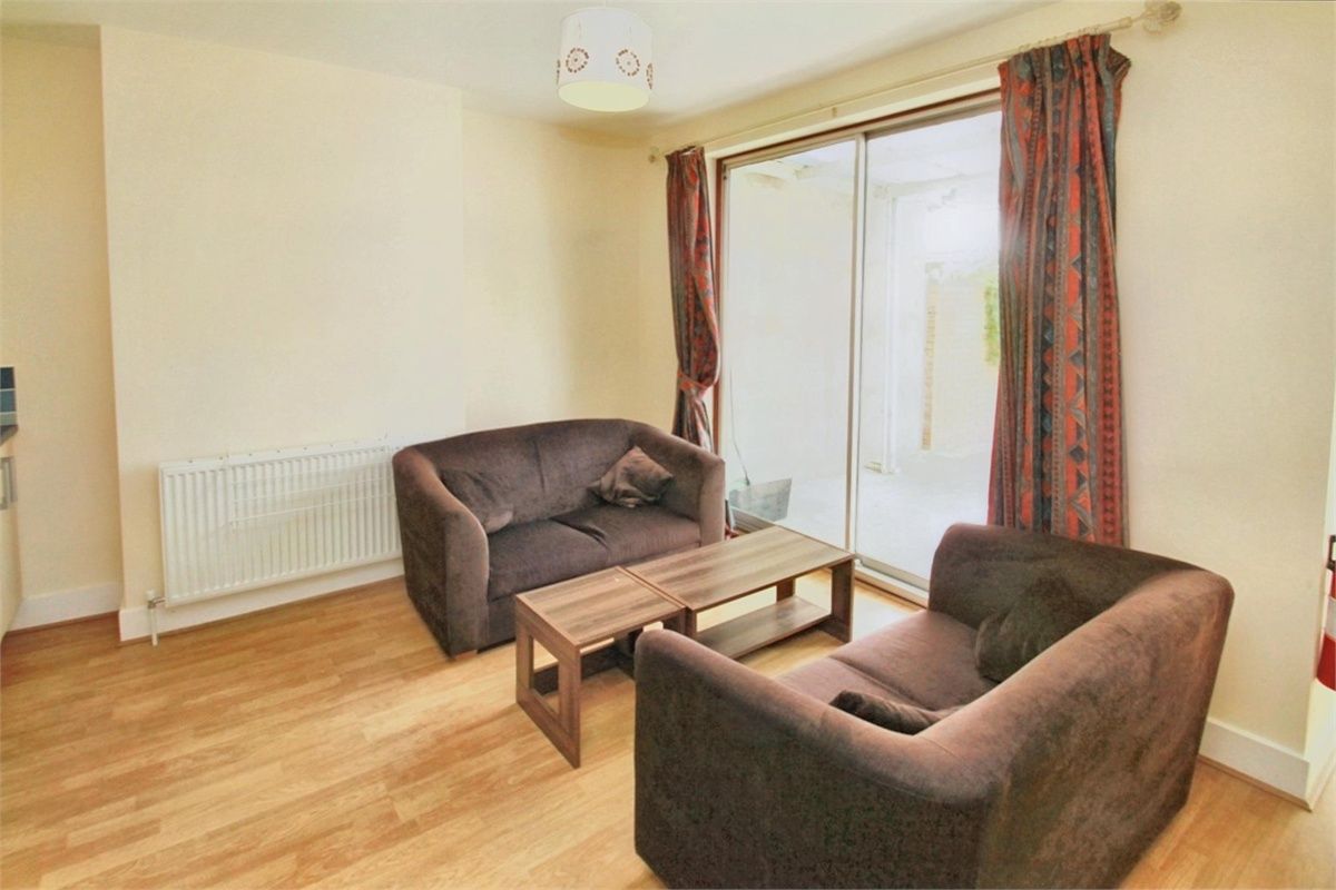 4 bed terraced house to rent in Mill Avenue, Cowley, Uxbridge UB8 Zoopla