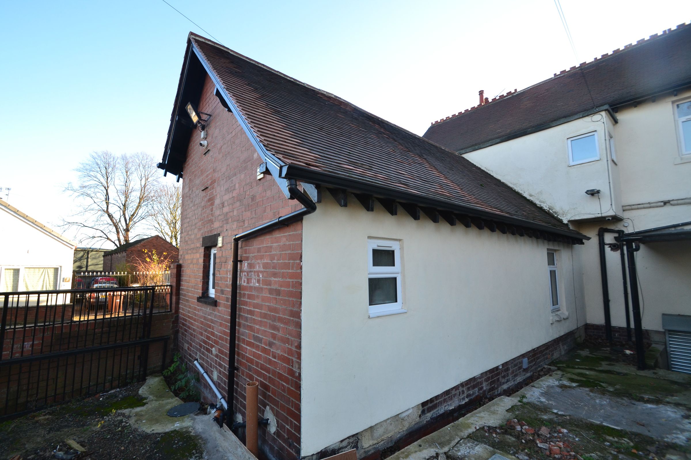 1 bed flat to rent in Little Lane, South Elmsall, Pontefract WF9 Zoopla