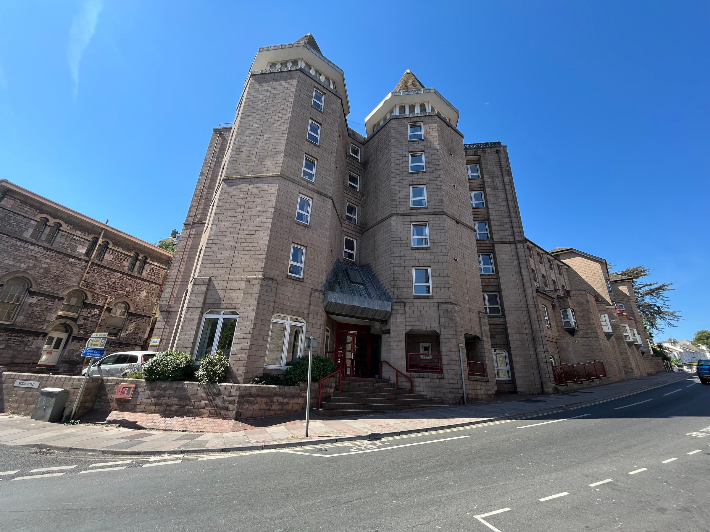 2 bed flat for sale in Abbey Road, Torquay TQ2 Zoopla