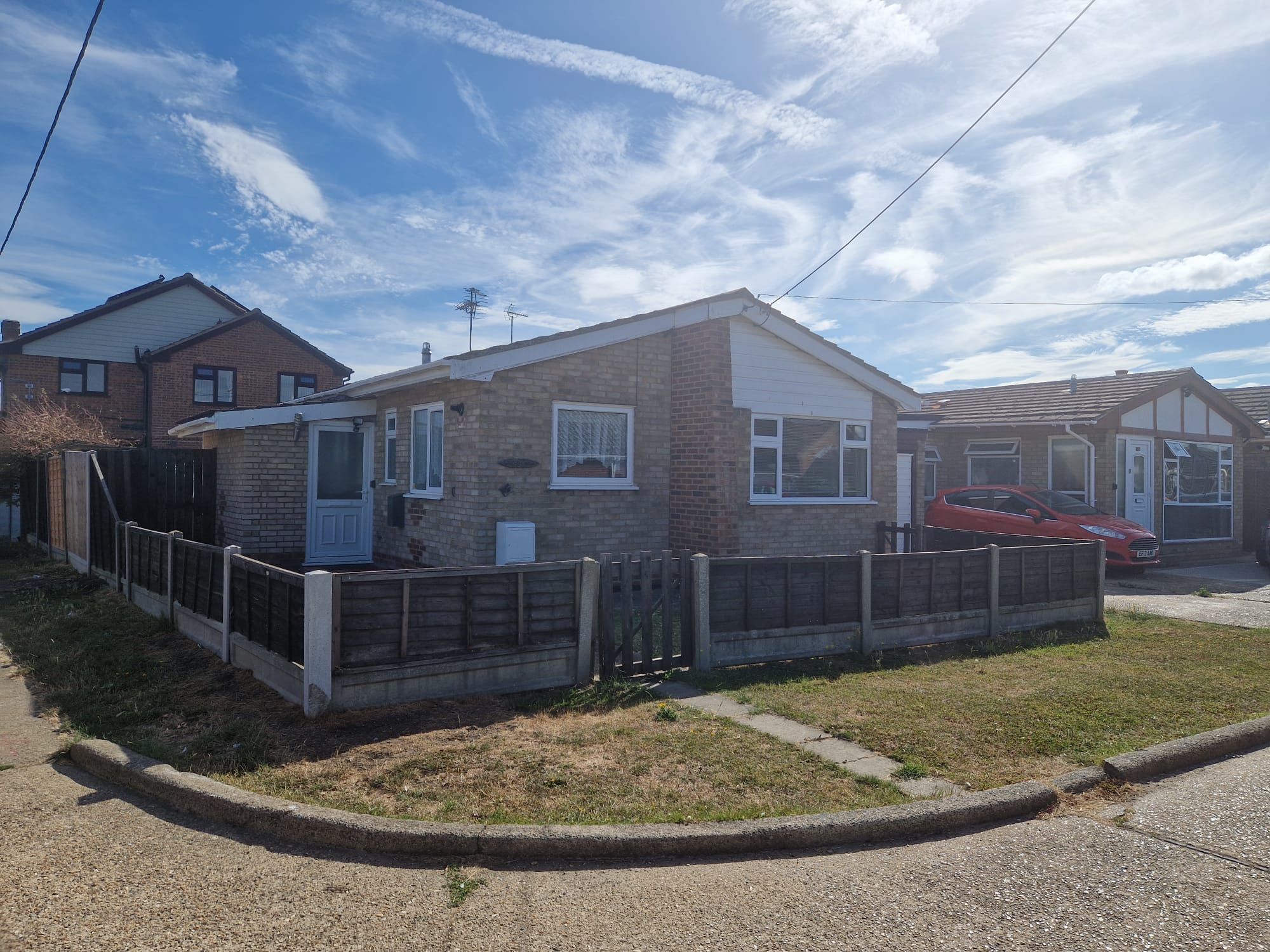 2 bed bungalow for sale in Geylen Road, Canvey Island SS8 Zoopla