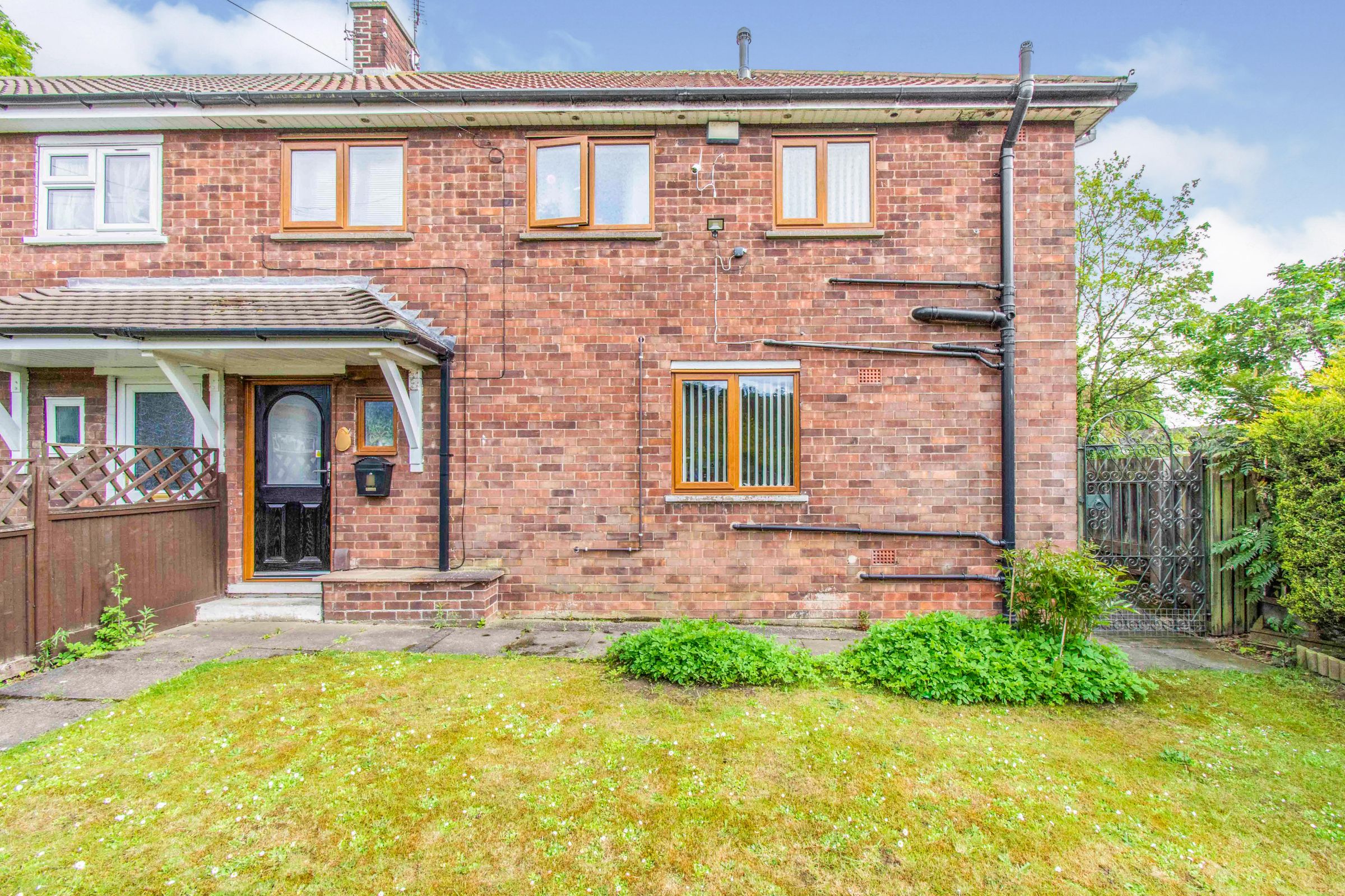 Thoresby Road, Scunthorpe DN17  