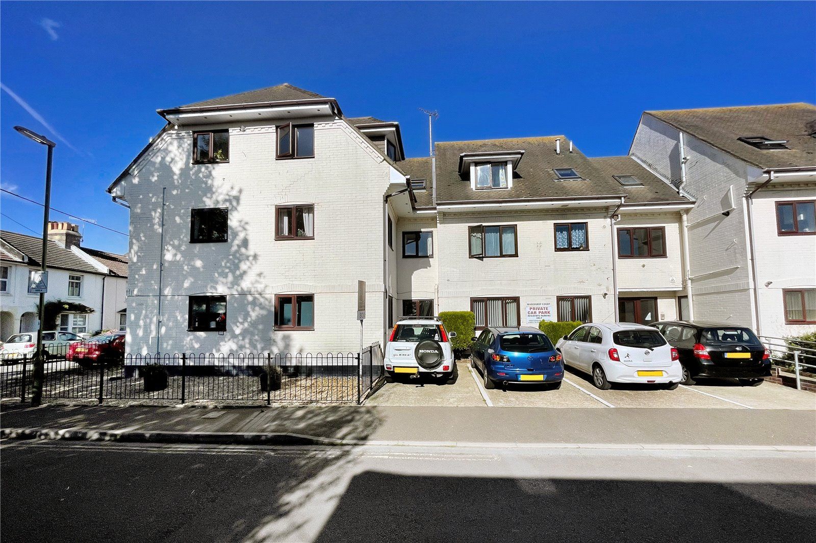 2 bed flat for sale in Madehurst Court, Gloucester Road, Littlehampton