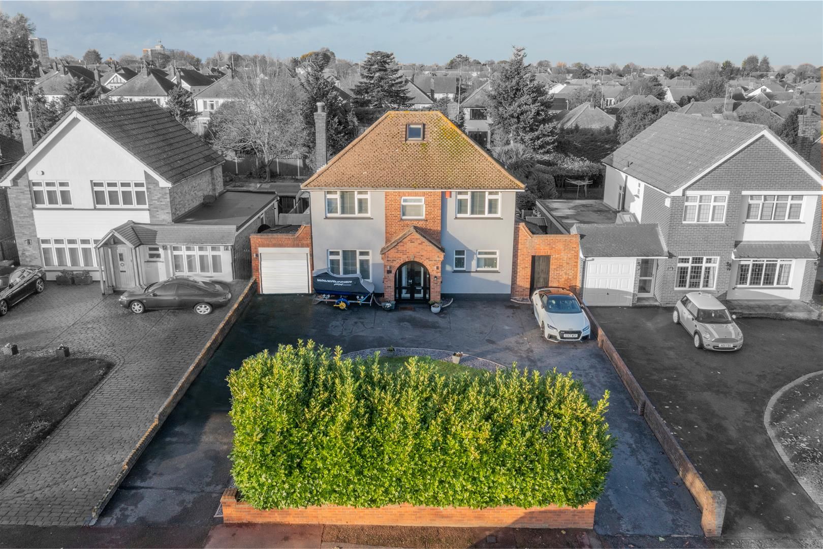 4 bed property for sale in Southchurch Boulevard, SouthendOnSea SS2