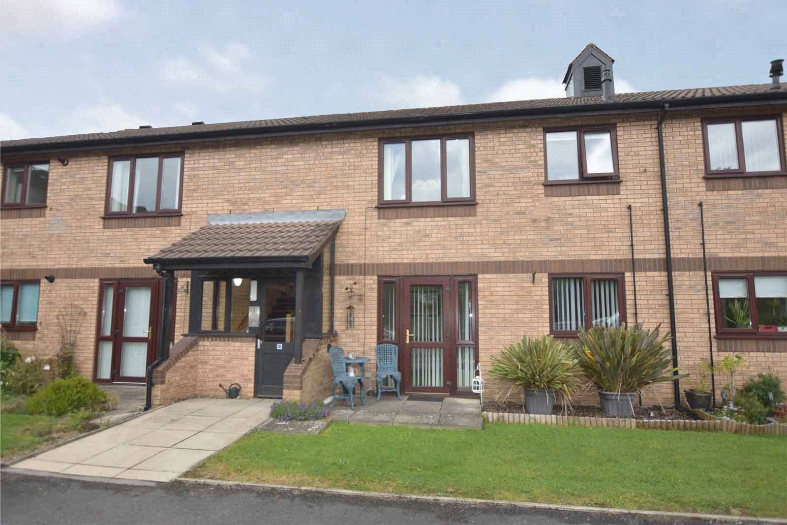 2 bed flat for sale in Galloway Court, Pudsey LS28 Zoopla