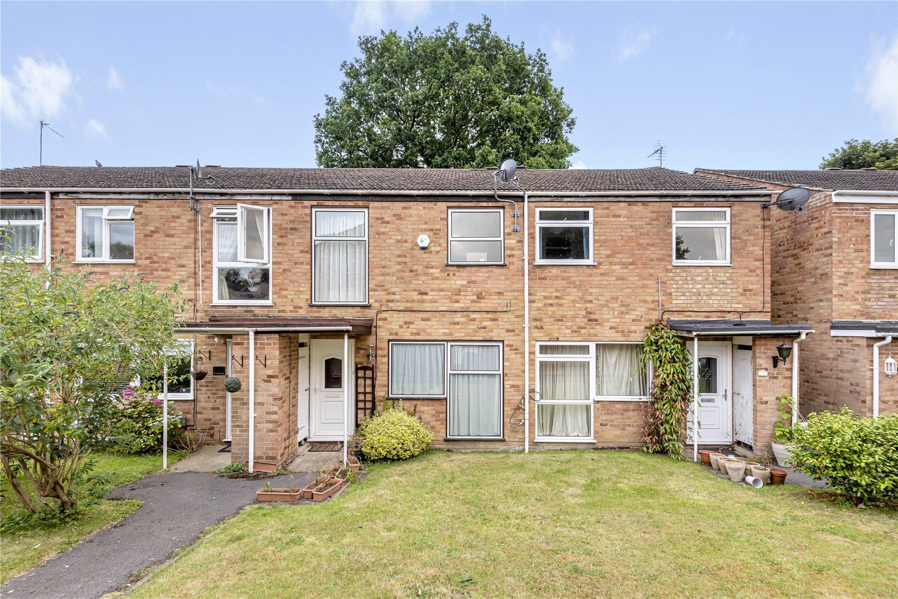 3 bed terraced house for sale in Knaphill, Woking, Surrey GU21 Zoopla