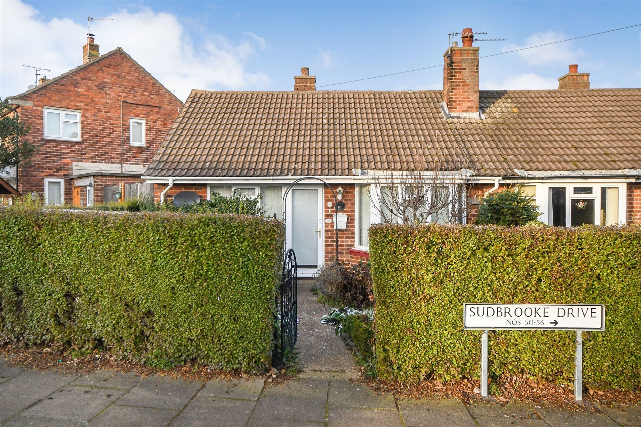 1 bed semidetached bungalow for sale in Sudbrooke Drive, Lincoln LN2