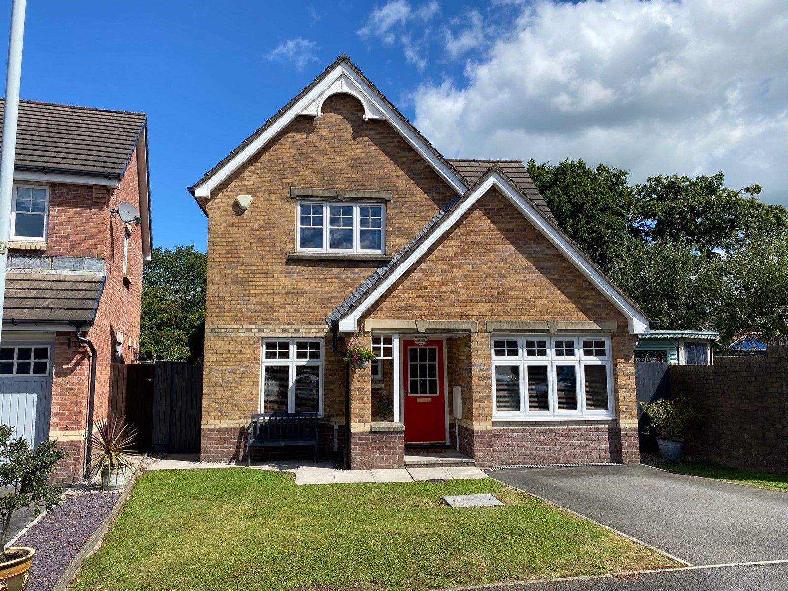 3 bed detached house for sale in Clos Yr Onnen, Tregof Village, Swansea