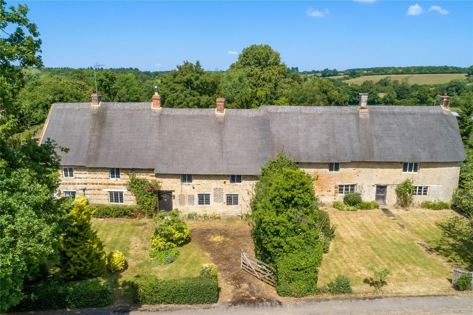 6 bed detached house for sale in Sulgrave, Nr Banbury, Oxfordshire OX17