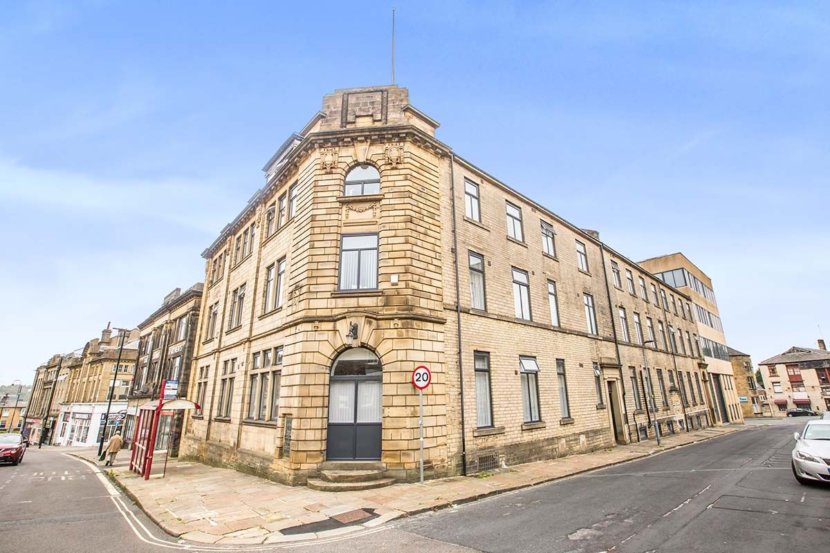 1 bed flat to rent in Courier House, 9 King Cross Street, Halifax HX1 Zoopla