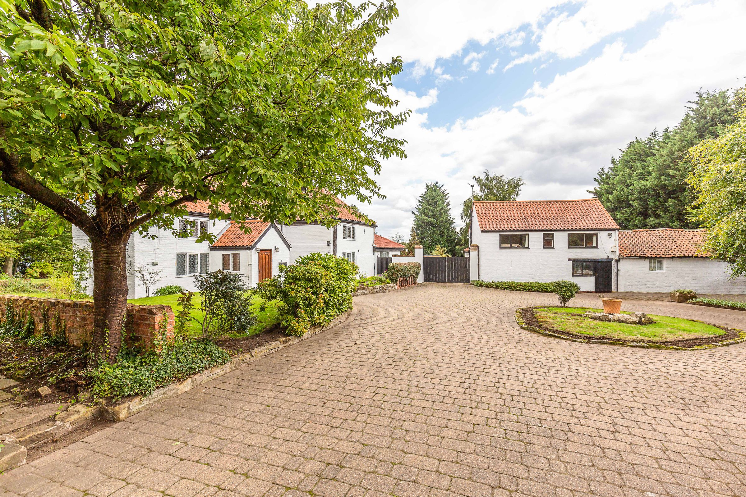 4 bed detached house for sale in The Manor House, High Street, Austerfield, Doncaster, South