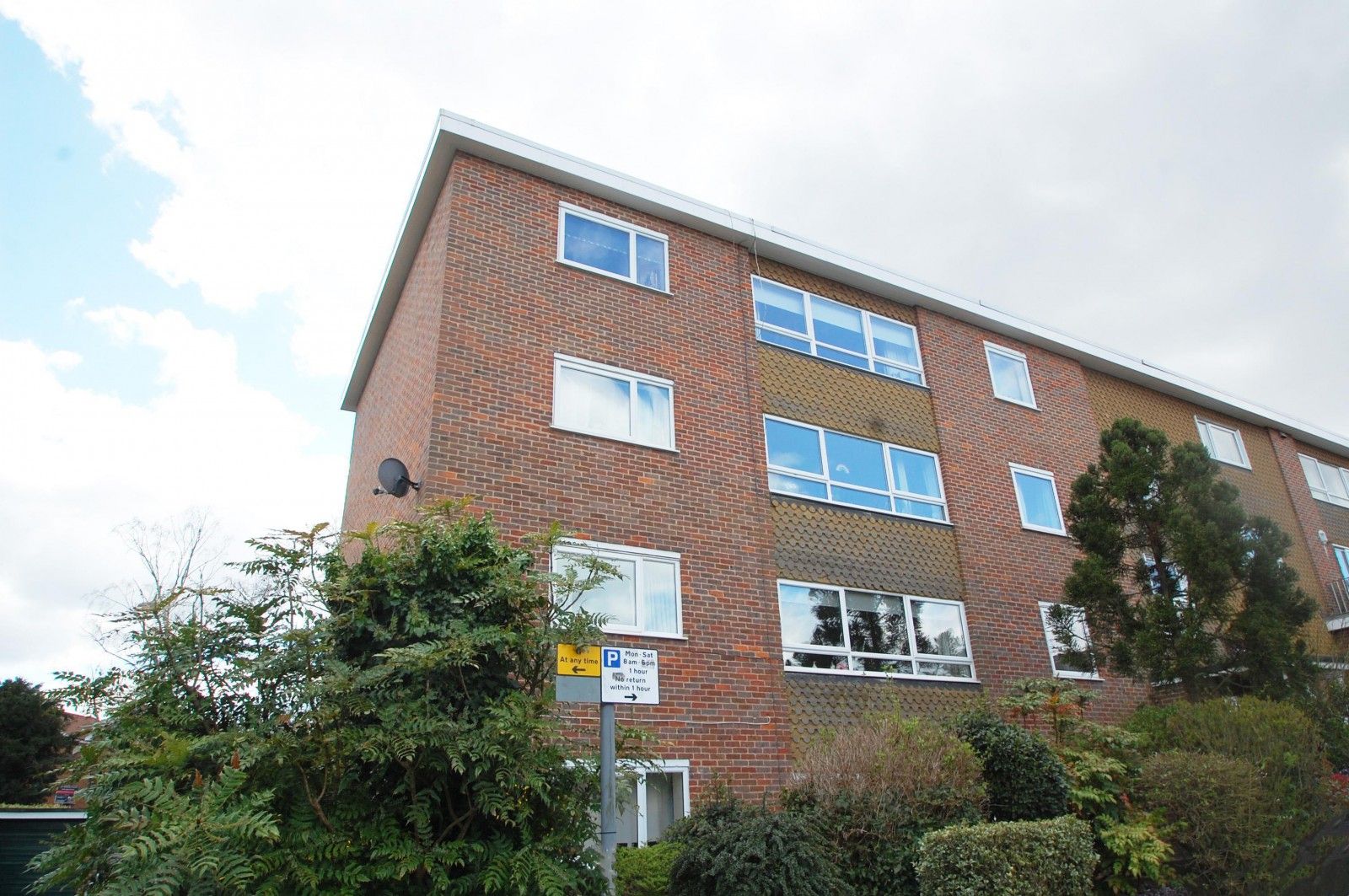 4 South Park Court, 4 South Park, Gerrards Cross, Buckinghamshire SL9  