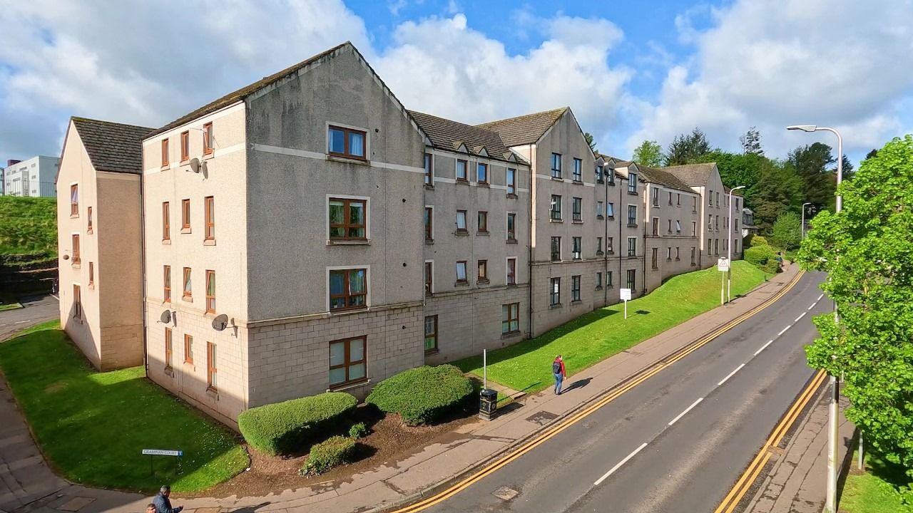 1 bed flat for sale in Grampian Court, Crieff Road, Perth, Perthshire PH1 Zoopla