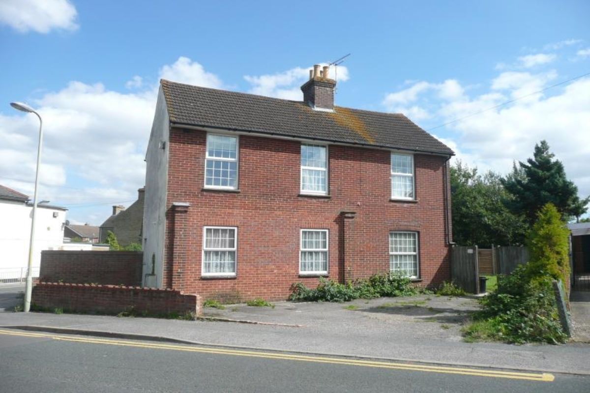 Studio to rent in Gladstone Road, Willesborough, Ashford, Kent TN24