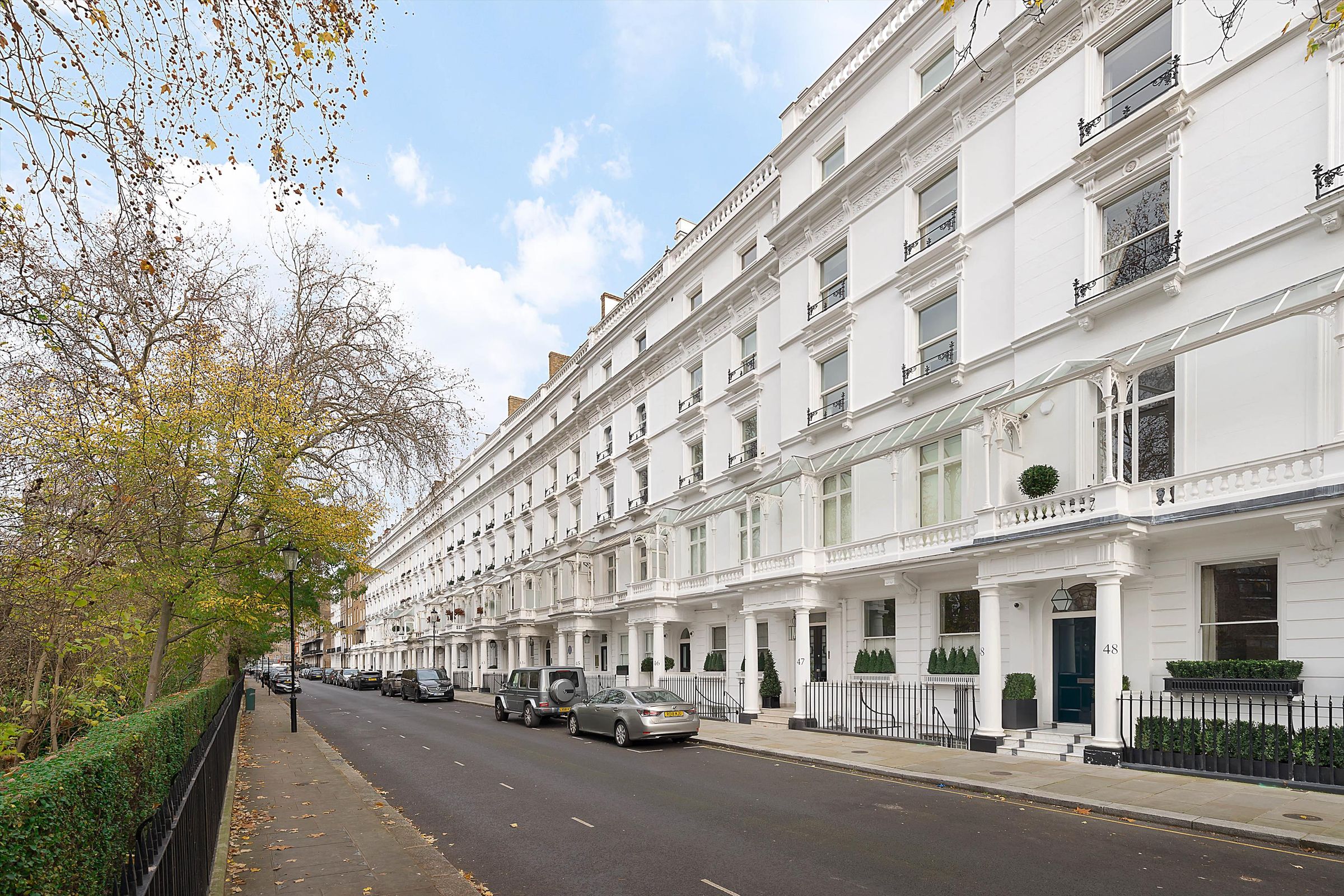 9 bed property for sale in Cadogan Place, London SW1X. Zoopla