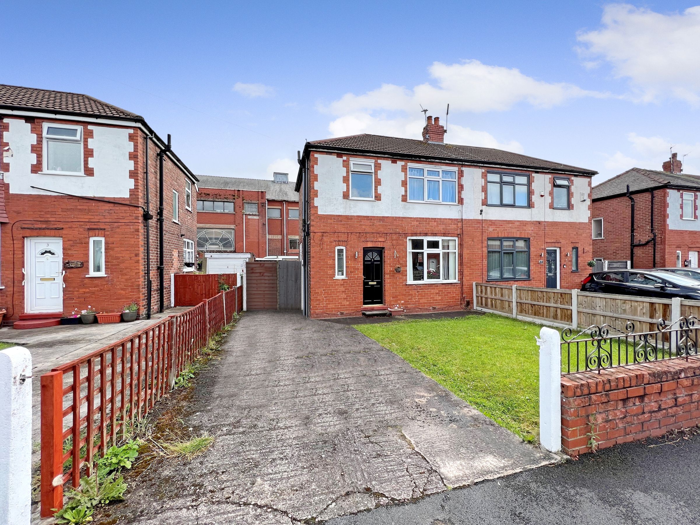 3 bed semidetached house for sale in Wemyss Avenue, Stockport SK5 Zoopla