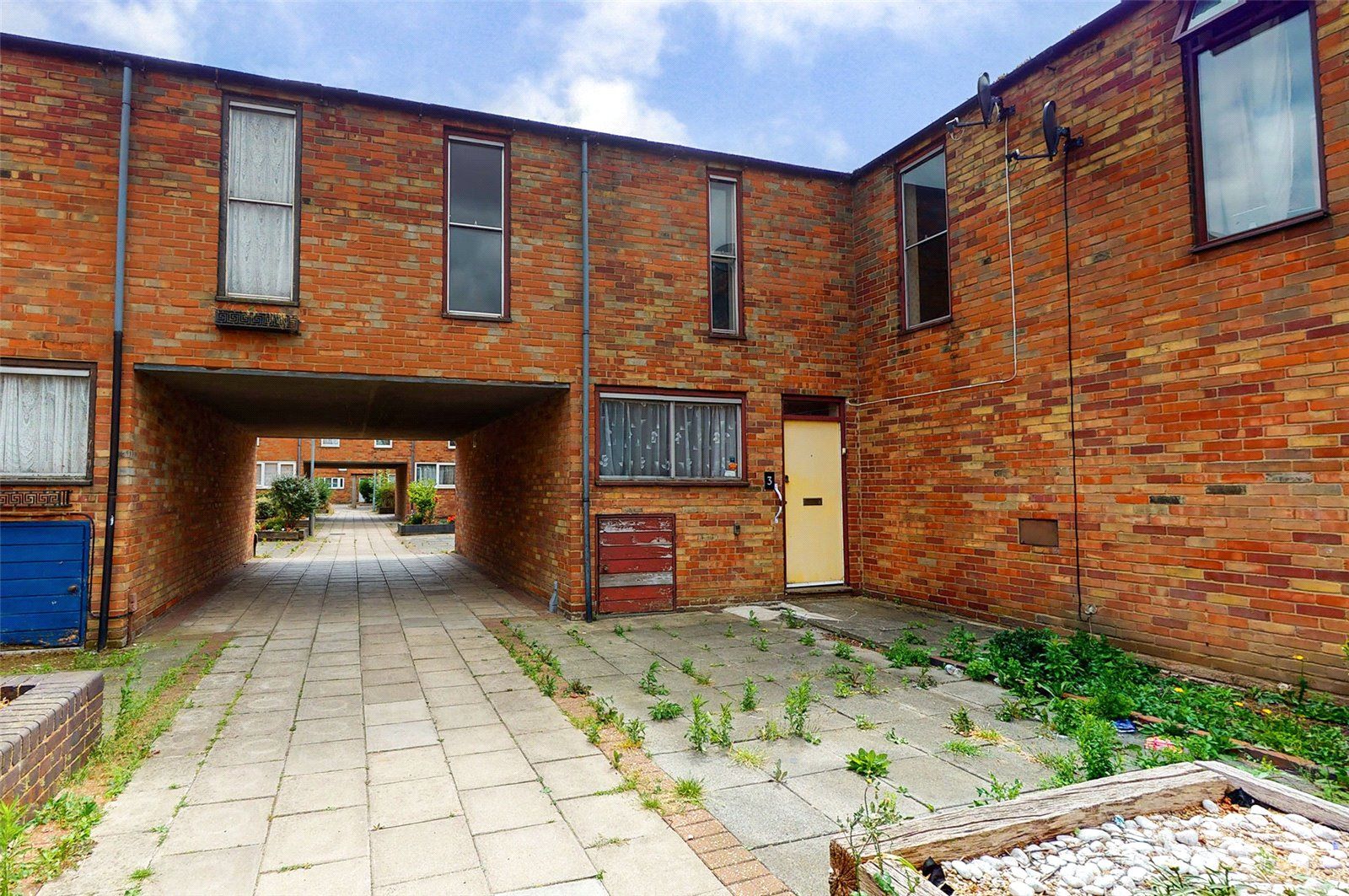 3 bed terraced house for sale in Arabis Place, Laindon, Essex SS15 Zoopla