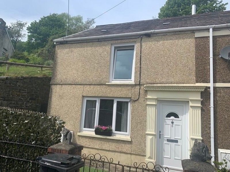 2 bed semidetached house for sale in Cyfyng Road, Ystalyfera, Swansea. SA9 Zoopla