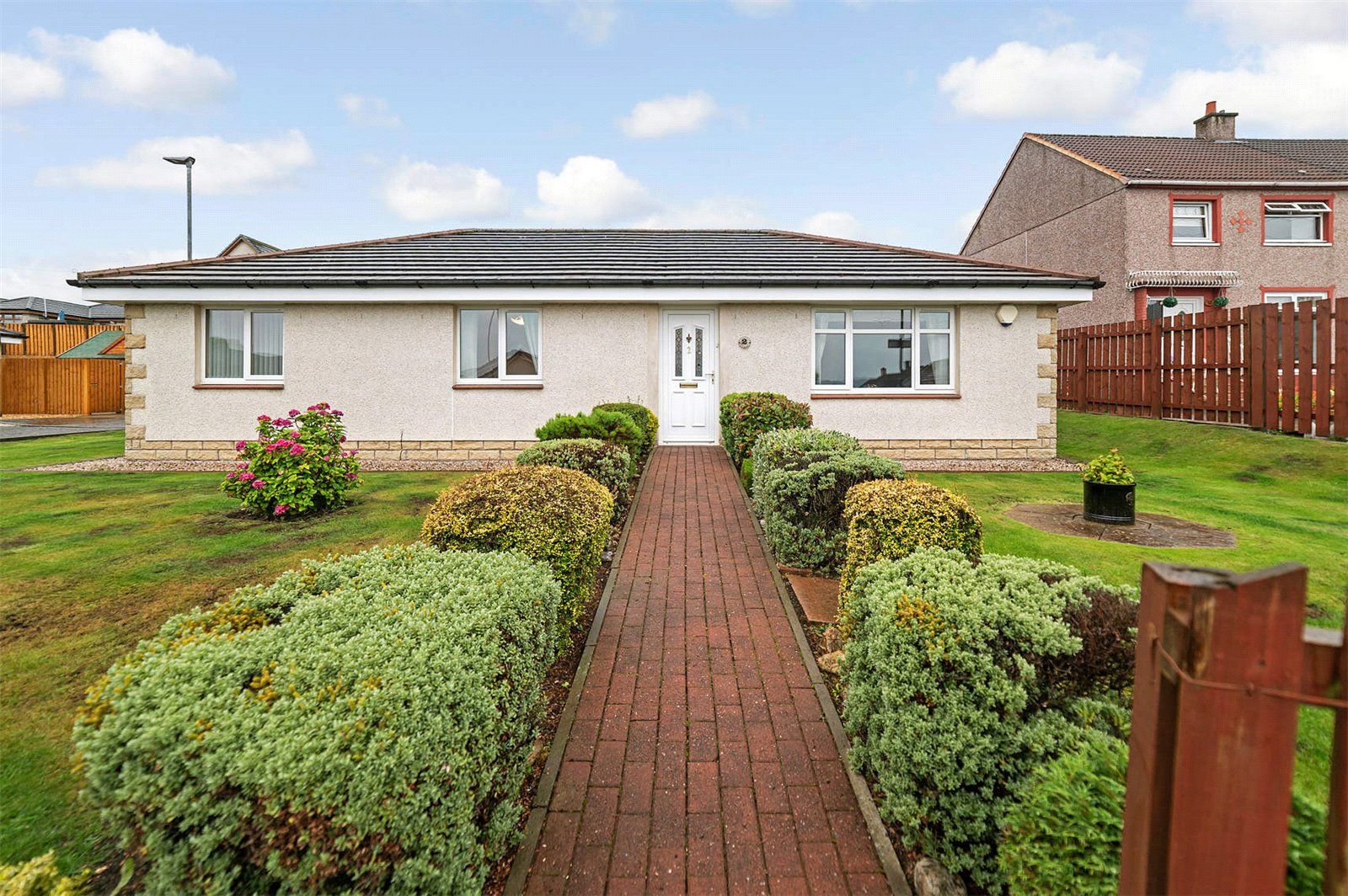 3 bed bungalow for sale in Ballochnie View, Plains, Airdrie ML6 Zoopla