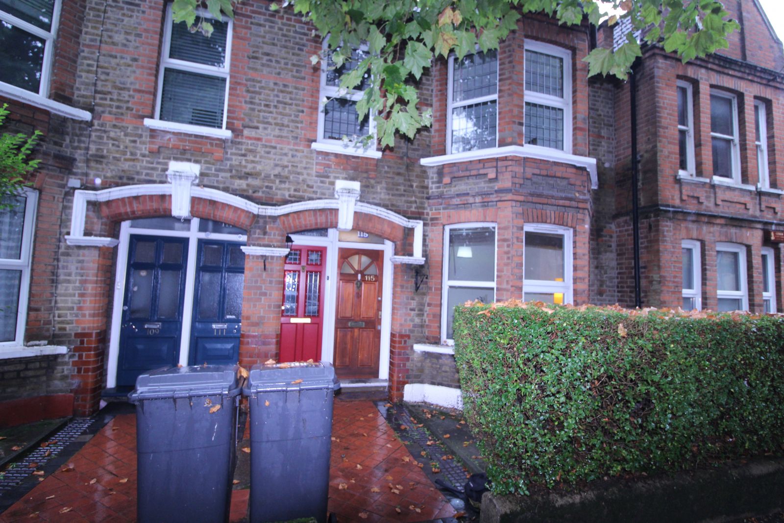 2 bed flat to rent in Edward Road, Walthamstow E17 Zoopla