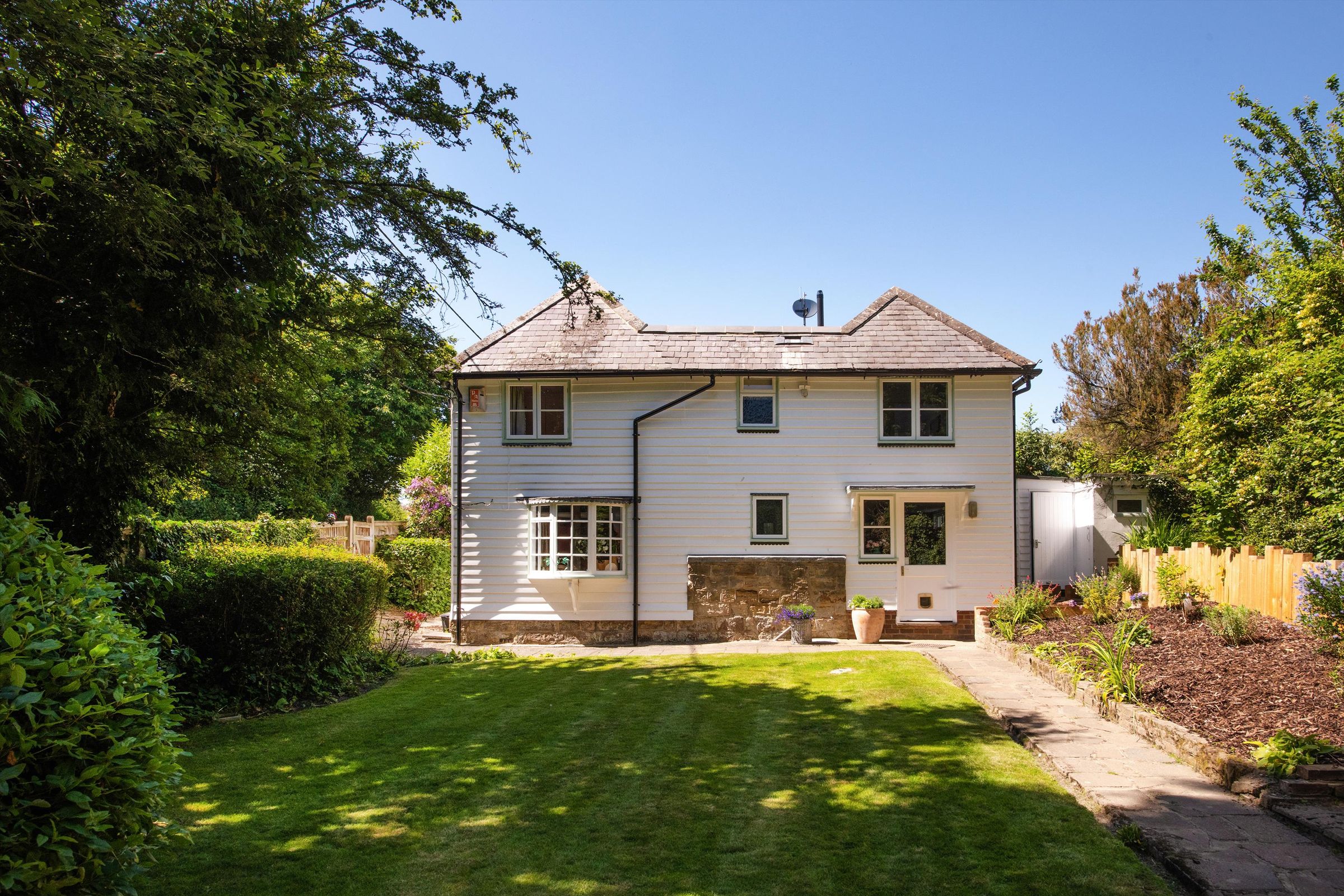 4 bed detached house for sale in Pashley Road, Ticehurst, Wadhurst