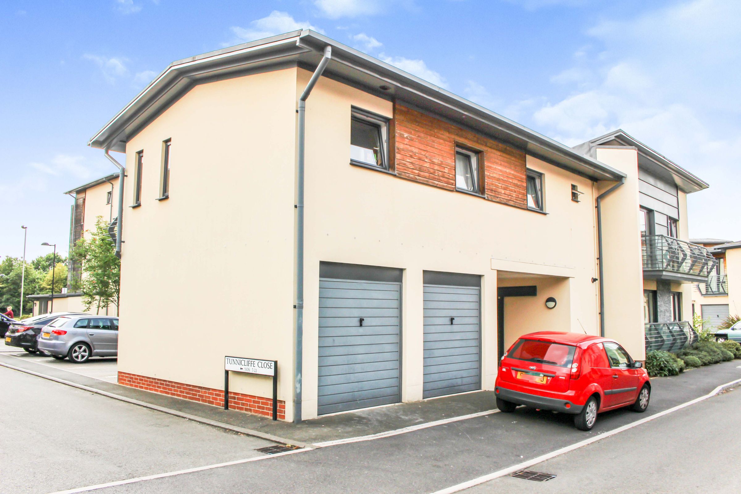 2 bed property for sale in Tunnicliffe Close, Swindon SN3 Zoopla