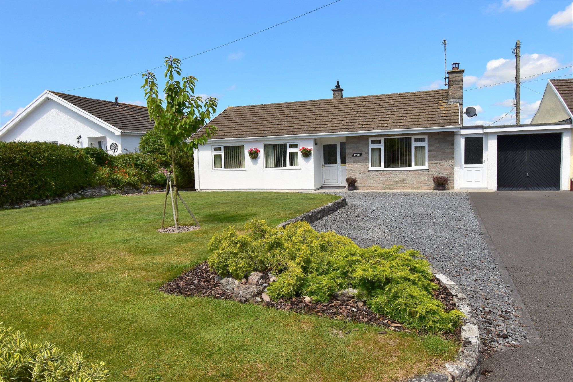 3 bed detached bungalow for sale in Bush Terrace, Jameston, Tenby SA70