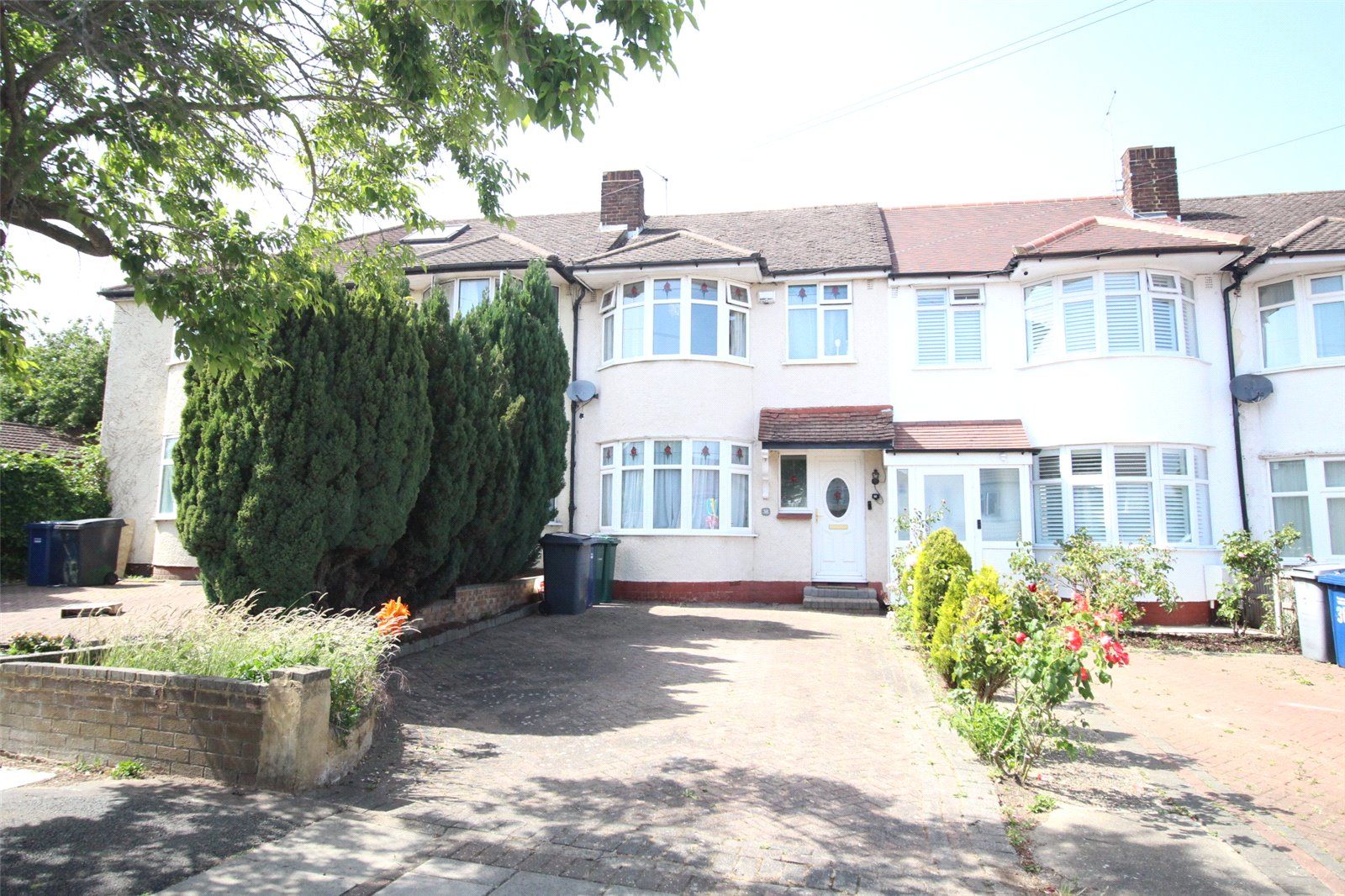 3 bed terraced house for sale in Burlington Rise, East EN4 Zoopla
