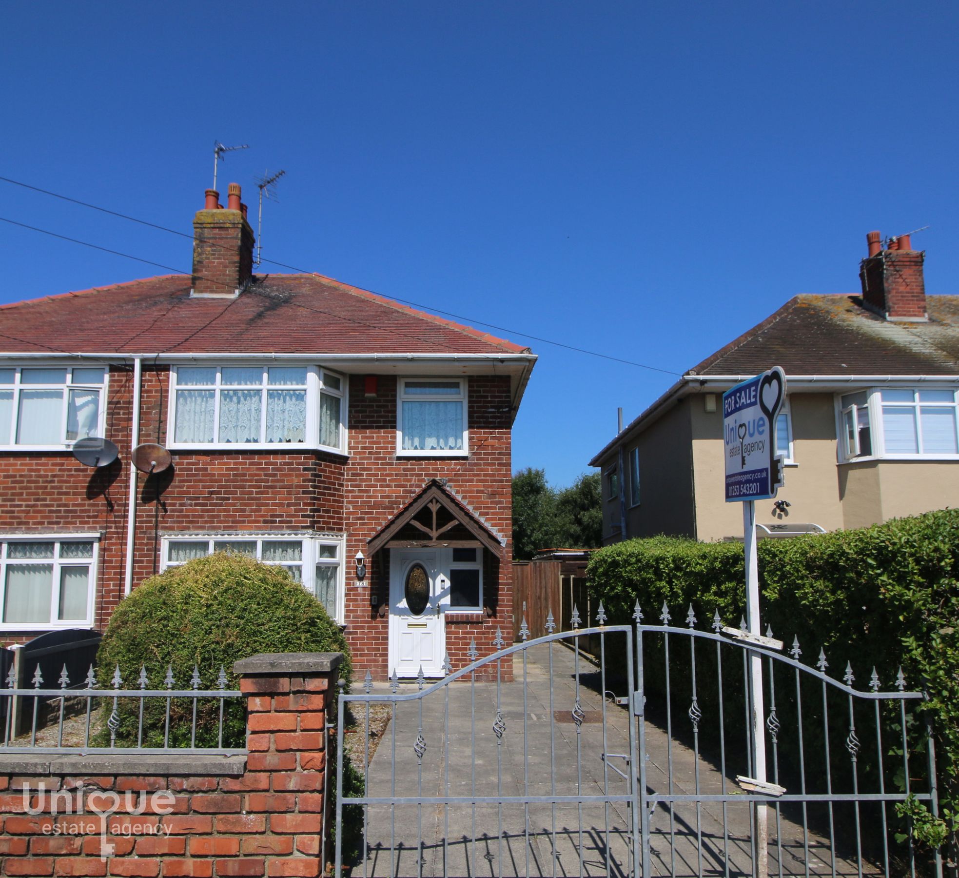 3 bed semidetached house for sale in Leyburn Avenue, Fleetwood FY7