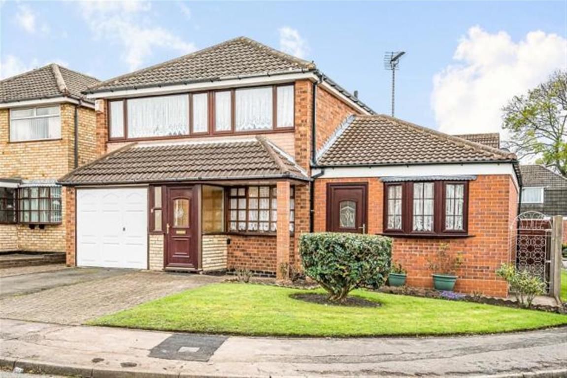 4 bed detached house for sale in Spring Parklands, Dudley DY1 Zoopla