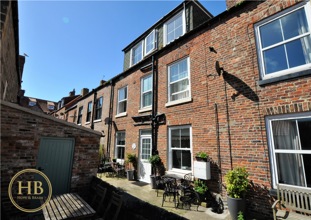 4 bed cottage for sale in Haydock Place, Flowergate, Whitby YO21 Zoopla