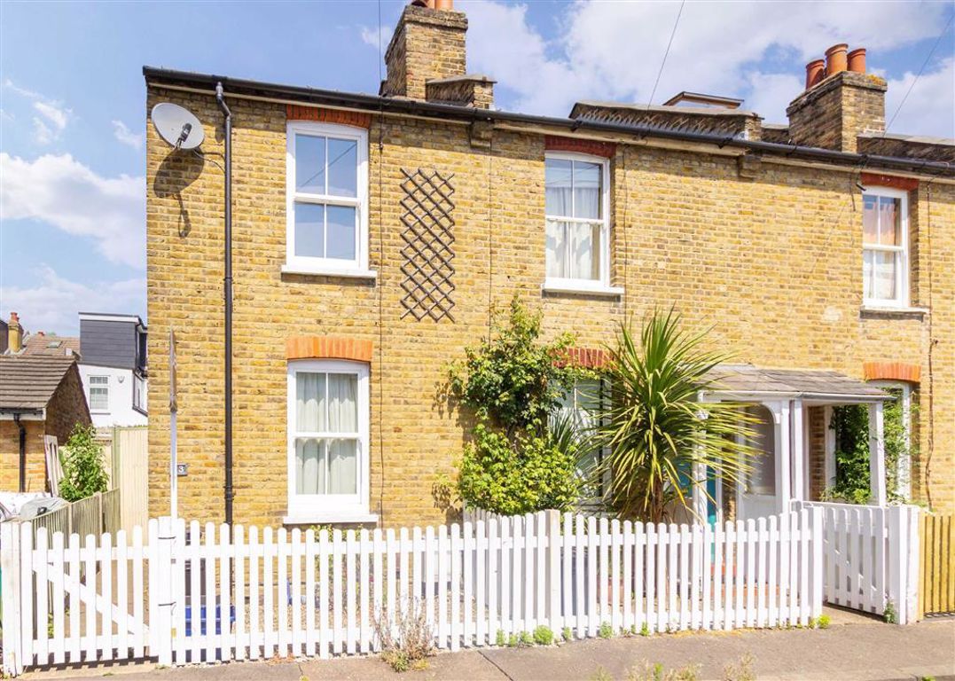 2 bed property for sale in Gomer Place, Teddington TW11 Zoopla