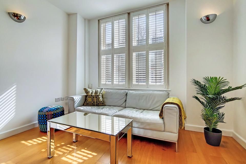 2 bed flat for sale in Loughborough Road, London SW9 Zoopla