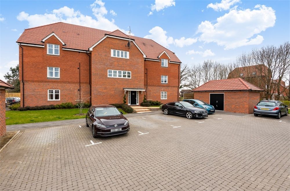 Lee Court, 1 Skinner Drive, Wokingham, Berkshire RG41  